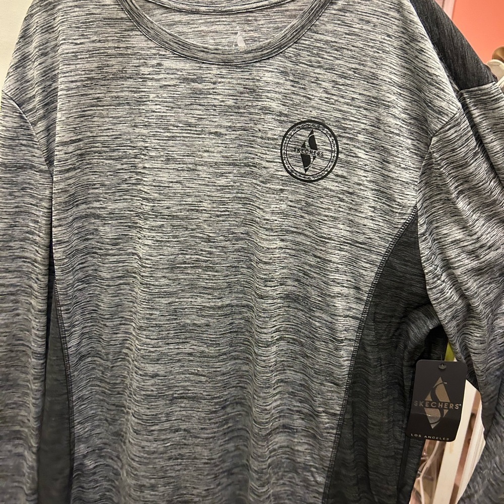 Sketchers black and grey long sleeve tie shirt
